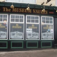 Museum Vaults (@saravaults) 's Twitter Profile