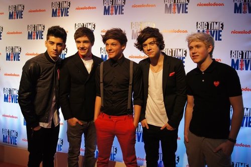 I love One direction and Harry potter.