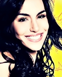 Entre bilhões de seres humanos, e eu só necessito de você pra respirar. @melfronckowiak ♥
