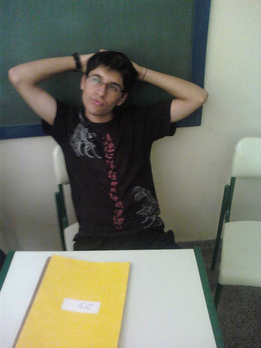- Viva hoje porque amanha pode ser tarde demais !