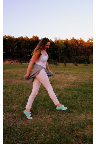 OlkaChehova's profile picture. 