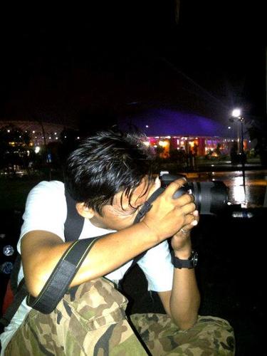 dauzonyx's profile picture. Lagi Asik Menjalani Perintah Hati