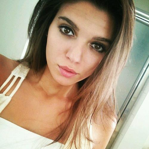 75% Italian 🇮🇹
25% German 🇩🇪
Scorpio ♏
Animal Lover 🐾