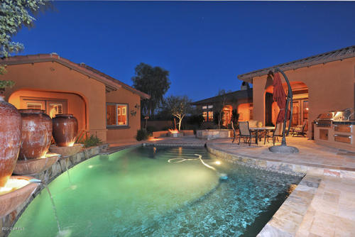 mahoganyhomesaz's profile picture. 