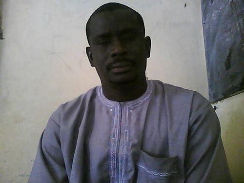 je suis professeur de lettres au cem ousmane socé diop