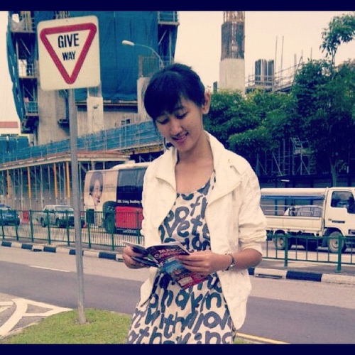 diahmartha's profile picture. this account @diahmartha has been hacked, move to @diahmarthalina please follow again. thank you :)
geologist and electronic musician wanna be!!!