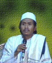 K.H Anwar Zahid : Dai Kondang Slengekan Top Markotop