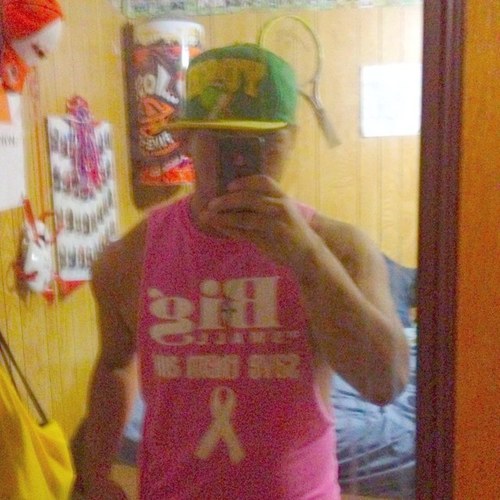 J_TweetCentral's profile picture. Follow me Im 100% #TweetSoHard,.. #TeamFollowBack My Goal is 10k. #WhatsGucci