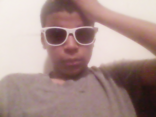 Follow Me And My Wife @NICKIMINAJ & This My New Twitter .