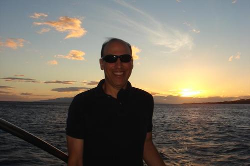 Husband to Tracy, Father of two beautiful girls. Simul Justus et Peccator