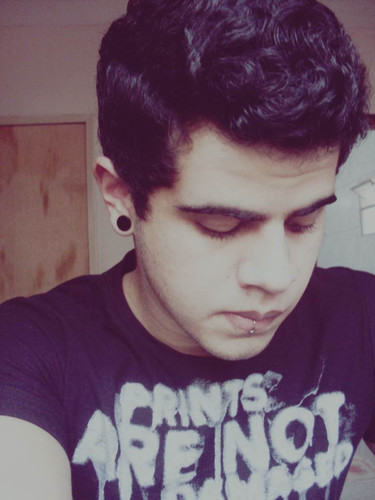 Toda semana sorteio de iPhones 4S para os seguidores! Siga, dê #RT e #FAV! Sigo todos de volta!