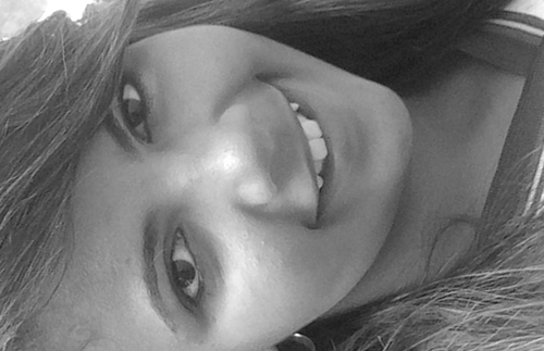 sou uma pessoa amiga determinada sonhadora que nunca desiste de seu sonhos 
 
http://t.co/rJynbIslLL