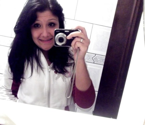 para de ler e me segue logo u____u
