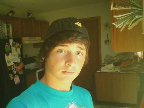 name is matthew frazier, im 14 and im a freshman at Tunstall High School(: , 12/3/12 jordyn3, follow me on here. #Trojans  #MxRacing #Skateboarding.