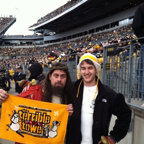 TwtrlessChuck's profile picture. 