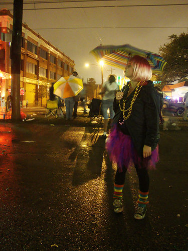 Lover of all things knitted and New Orleans. Especially when its raining.