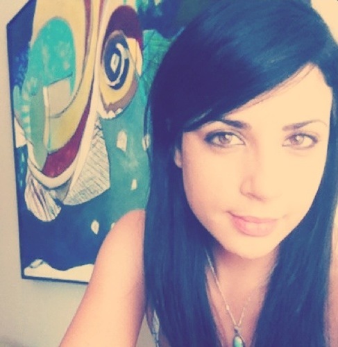 DriftAndBloom's profile picture. #interiordesign enthusiast, #diy optimist, #fashion admirer & occasional baker.