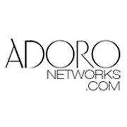 Plataforma de medios de comunicación  que adora el estilo y tendencias en moda. Diseña productos y/o servicios para entregar contenidos con identidad propia.
