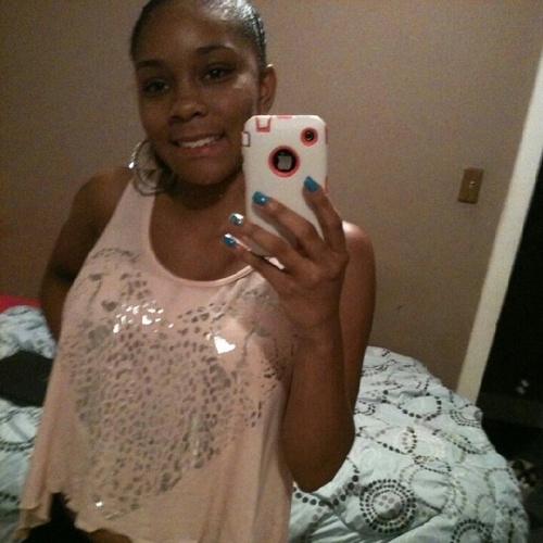 Madein_BRITain's profile picture. SINGLE! TEAM BEAUTIFUL! CLASS OF 2012! TEAM LIGHTSKIN!