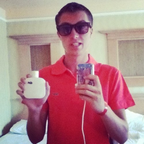 Freshman_one1's profile picture. С мистер твиттер веселей, стань дебилом в два раза быстрей.