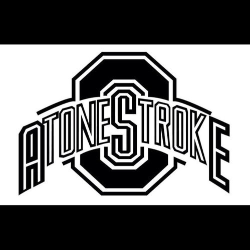 AT ONE STROKE のボーカル