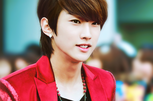 ☀ Verified role player of @_MidnightSRP
     Fox-Eyed Jinyoung | #91 Liner