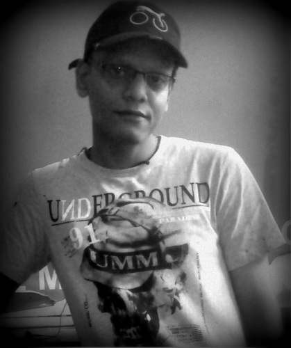 i m kunal 4m kanpur , studying M.Tech Chemical engg from IIT-BHU varanasi. :)