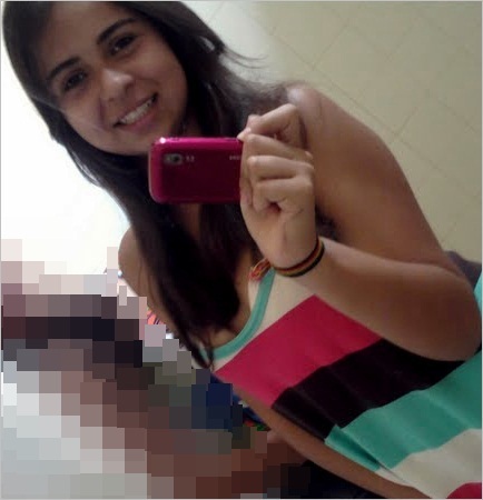 amores da minha vida: family, friends, filho && @neguinhodatata_ ; simpática, PALMEIRAS. as vezes chata, carinhosa, adoro chocolate, ciumenta .. segue ?