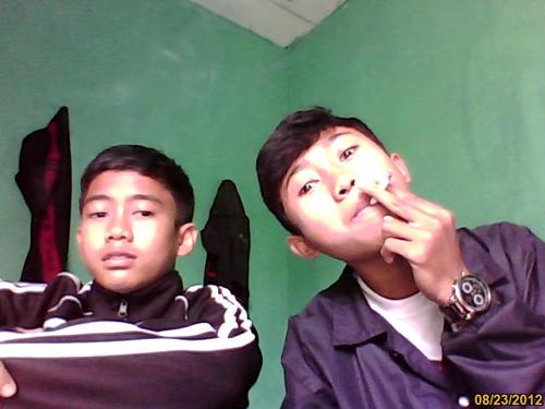 Ganteng,Lucu,Humoris,Asik Diajak Bercanda :)