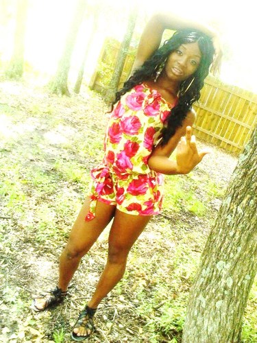 july 13 . Im here for friends , NOT for messy hoes  . Im a REAL ass female . SINGLE . i TWERK . FOLLOW me tho (: & yes I'M LEGAL .