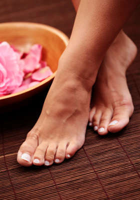Providing quality footcare, surgery, testings, orthodics & diabetic shoes in the Long Island - Queens - NYC area. Contact us at 516-791-7668 for an appointment.