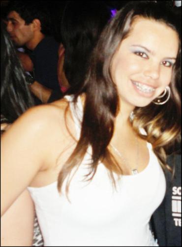 Coloque SER FELIZ na sua lista de prioridades. ツ