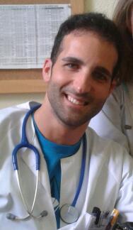 Jose_DiazEs's profile picture. En nuestros locos intentos, renunciamos a lo que somos por lo que esperamos ser.