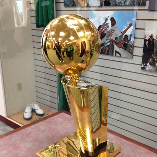 ris2000's profile picture. 