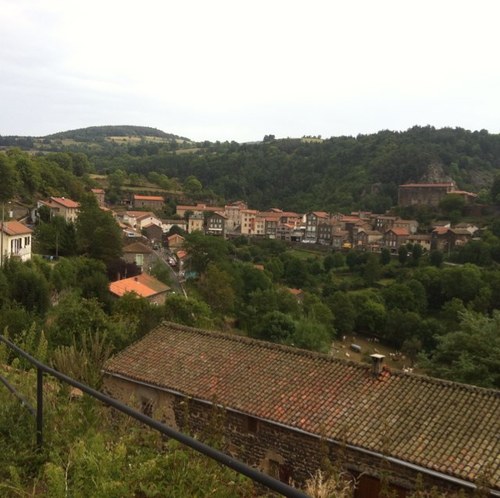 MaisonAuvergne's profile picture. Location d'une maison de vacances