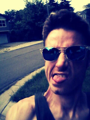 Hi, I am Joey and I use twitter... I am on Facebook WAY more: http://t.co/NaVuL4aCDa. I am always up for a LITTLE social media. 3 life to the fullest! xx