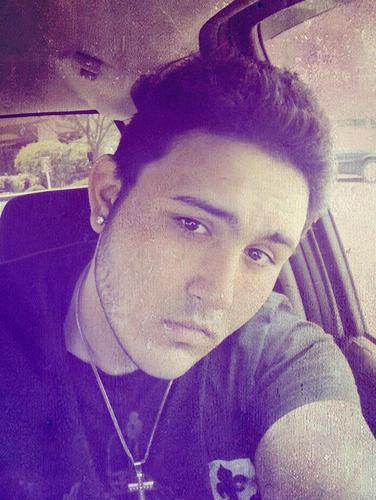 follow me and ill give you a cookie lol