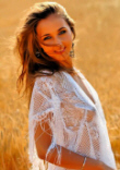 Hi, I build awsome blogs for free!! Email me at jennybloghog@yahoo.com for more information. Have a great day.