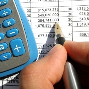 Multilingual MBA Johns Hopkins graduate with strong finance, analytical and global work experience.