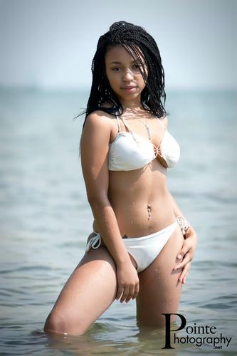 I'm crazy about... Well hey, I'm just crazy. Chasing my dreams together with my twubby: @Dela_MAJ *mwaahhh* ---- follow 'em