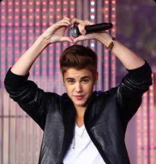 ILOVEJB16956256 Profile Picture