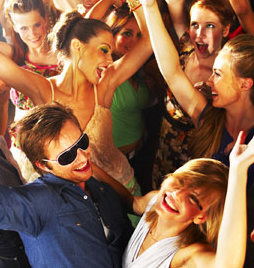 VividFun's profile picture. Love Travel, Great Food, Exotic Food,(okay any food!), cooking, snowboarding, movies(all types)