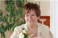 couturiere,peche,velo,voyage,camping,sorties instructives,expositions,etc sociable toujours souriante,aime dialoguer et plein d'autres choses etc