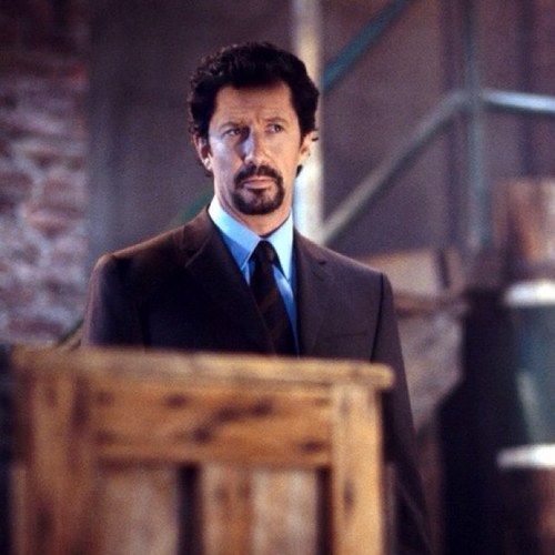 Jafar_ofagrabah's profile picture. One of the most wealthiest men in Storybrooke , enemies to Mr. gold and his precious bride