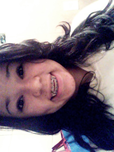 .Qeem soou ...? Normal com certeza não ! lindaa? ttento ! soou vaidoosa .. Siim ! he SANTISTA LOUCA ♥
