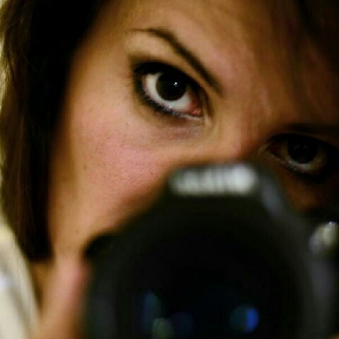 twitter mi serve solo per sano trash tv! per roba più decente, sono su instagram (lalineadombra) o flickr