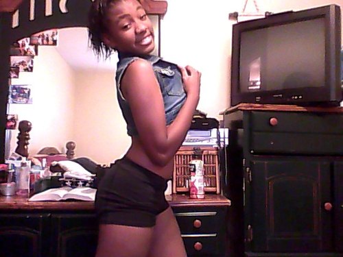 #Jordan'sGirl(:#Team'Weezy #Team'Weirdo #Team'Freak #Team'FuckYou. #Team'BrownSkinBadAsz #Team'Singlee #Team'IFollowBack