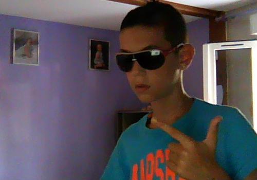 Salut J'aime Twitter Abonne toi a moi Moi je m'abonne a toi
