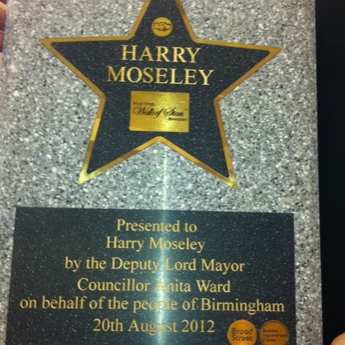 AStar4Harry's profile picture. We did it people... Harry now is the youngest, brightest Star on Broad Street big thanks to you all xx