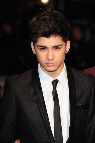 Im a fan of Zayn Malik and Leo Messi!